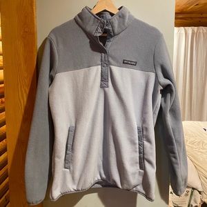 Columbia sweatshirt